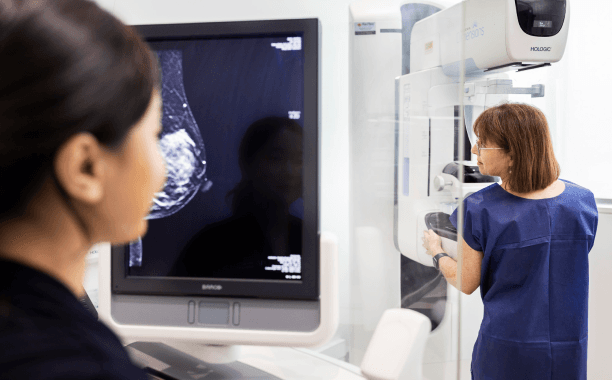 Woman St Scan Women's Imaging Services Near Me | Imaging Associates